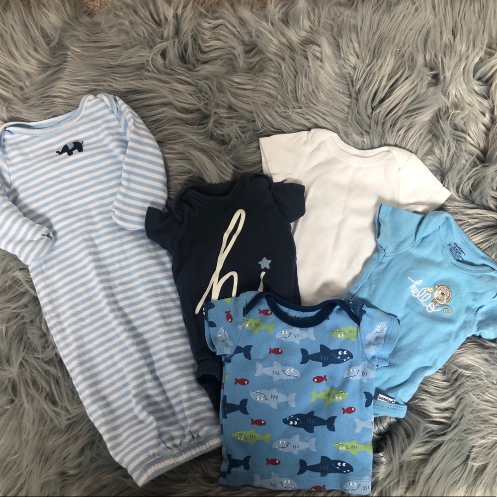 🔹3 for $20🔹 5 Piece NEWBORN clothing lot. BOY